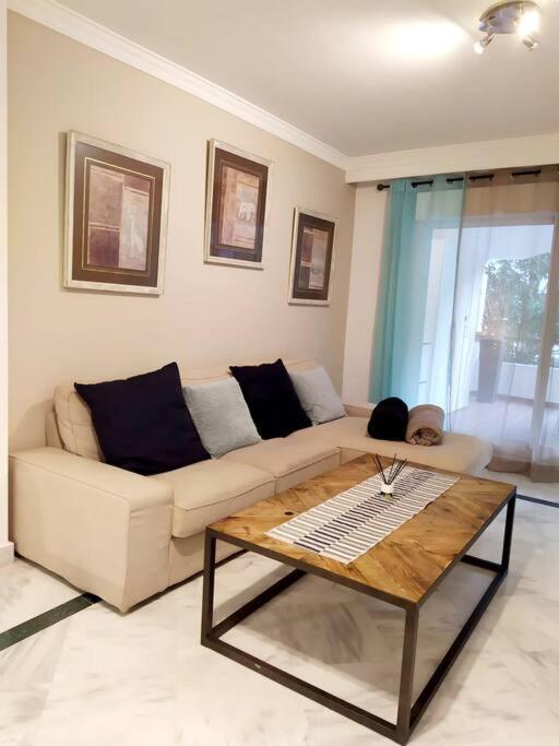 Apartamento Deluxe Puerto Banus Apartment Marbella Ngoại thất bức ảnh
