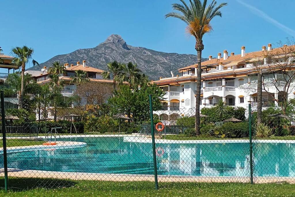 Apartamento Deluxe Puerto Banus Apartment Marbella Ngoại thất bức ảnh